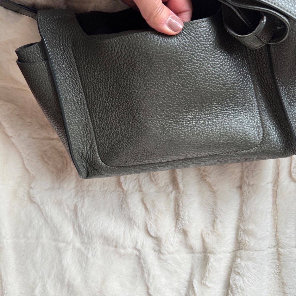 Cuyana Double Loop Bag Olive - image 5